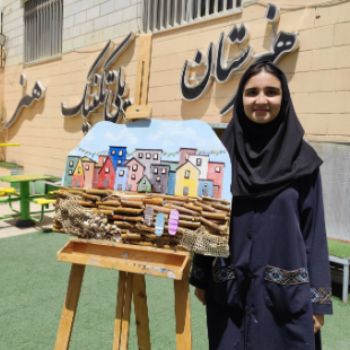 نویسنده: زینب طوقیان